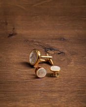 Lade das Bild in den Galerie-Viewer, Formal-Set Gold/Perlmutt - Studs & Manschettenknöpfe