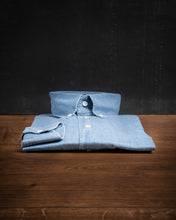 Lade das Bild in den Galerie-Viewer, Jeans Hemd "Button Down"