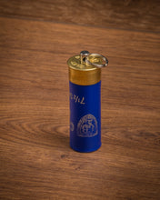 Lade das Bild in den Galerie-Viewer, Patronen Schlüsselanhänger "Flinte" - blau