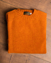 Lade das Bild in den Galerie-Viewer, Shetland Pullover orange
