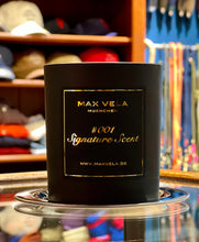 Lade das Bild in den Galerie-Viewer, Signature Scent #001 - Duftkerze (225ml)