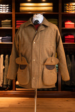 Lade das Bild in den Galerie-Viewer, MV Fieldcoat - hellbraun mit Überkaro