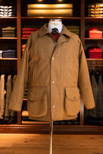 Lade das Bild in den Galerie-Viewer, MV Fieldcoat - hellbraun mit Überkaro