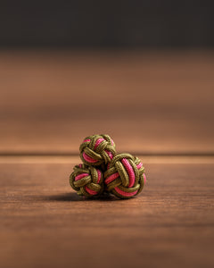 Handgemachte Manschetten Knoten - 2farbig - olive/pink