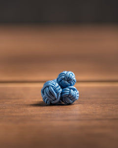 Handgemachte Manschetten Knoten - einfarbig - hellblau