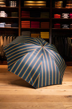 Lade das Bild in den Galerie-Viewer, Regenschirm “Francesco Maglia” - Multistreifen - bunt auf dunkelblau
